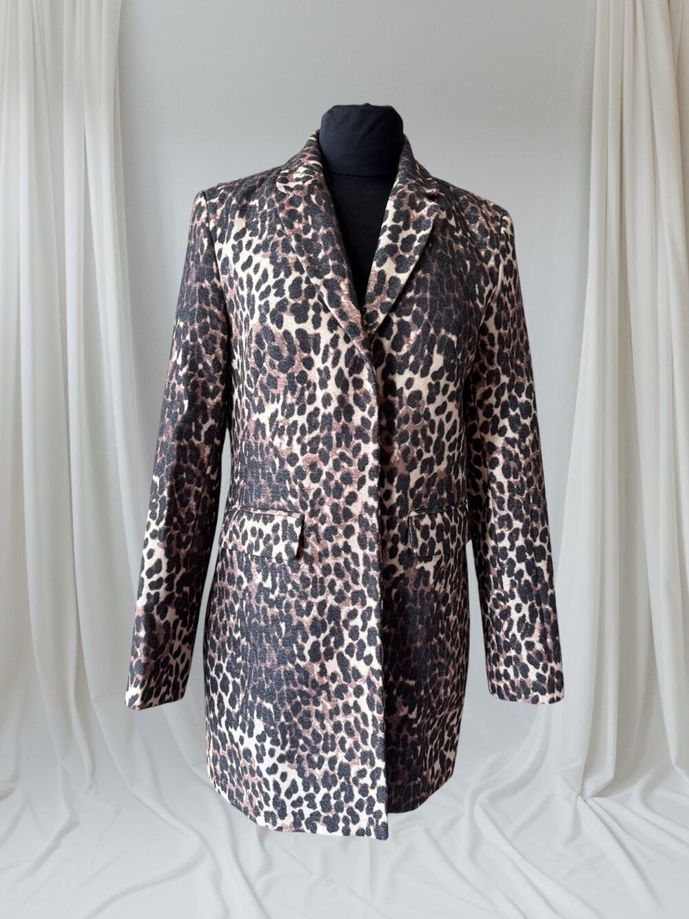 Leopard Print Statement Coat, M